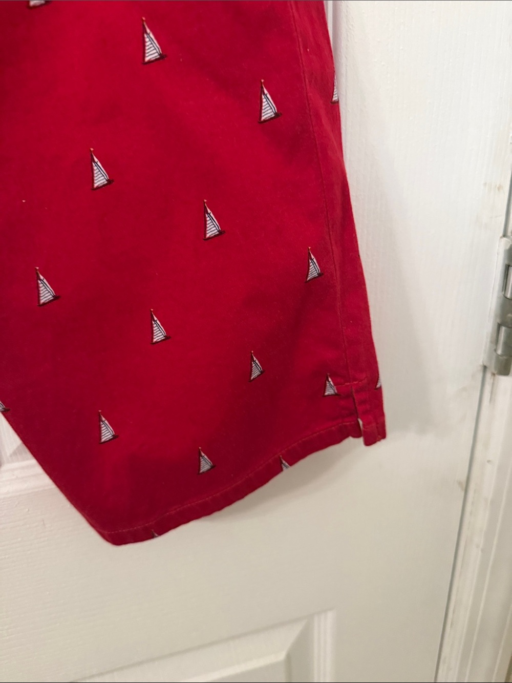 Lauren Ralph Lauren Red Sailboat Print Cropped Chinos - Picture 6 of 8